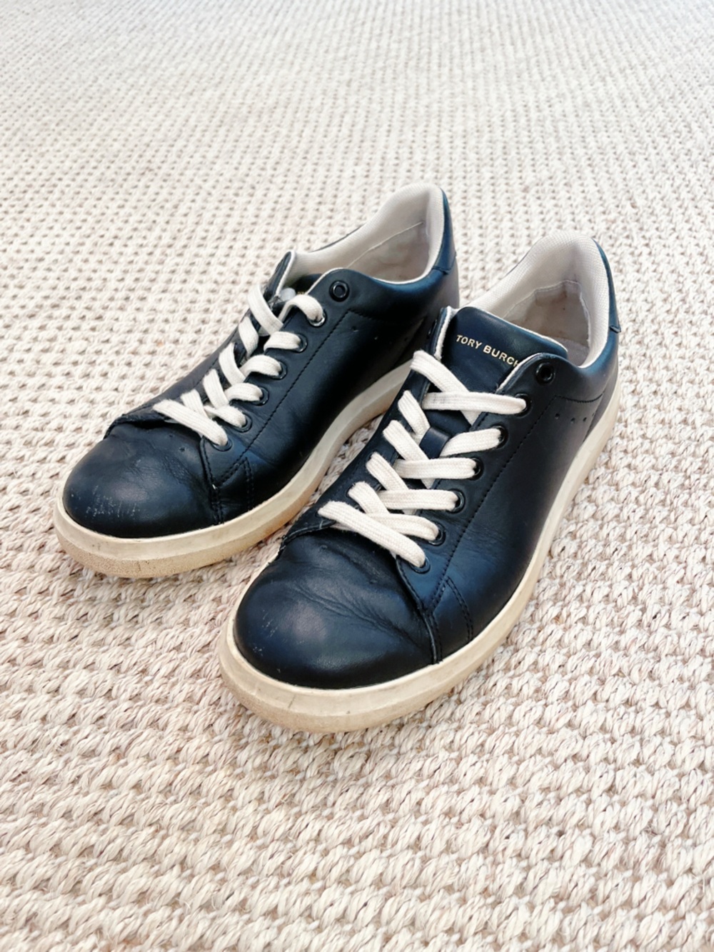 TORY BURCH Howell Court Black & White Laced Up Leather Sneakers Sz 7.5